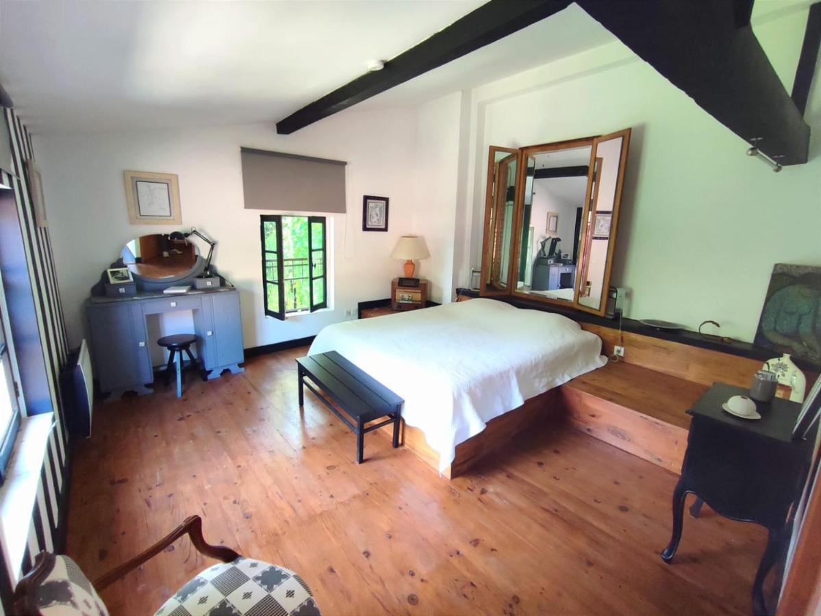 Chambre D'Hotes Le Moulin De Moulis מראה חיצוני תמונה