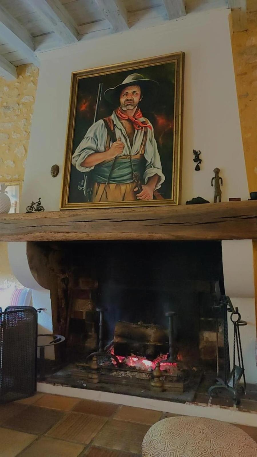 Chambre D'Hotes Le Moulin De Moulis מראה חיצוני תמונה